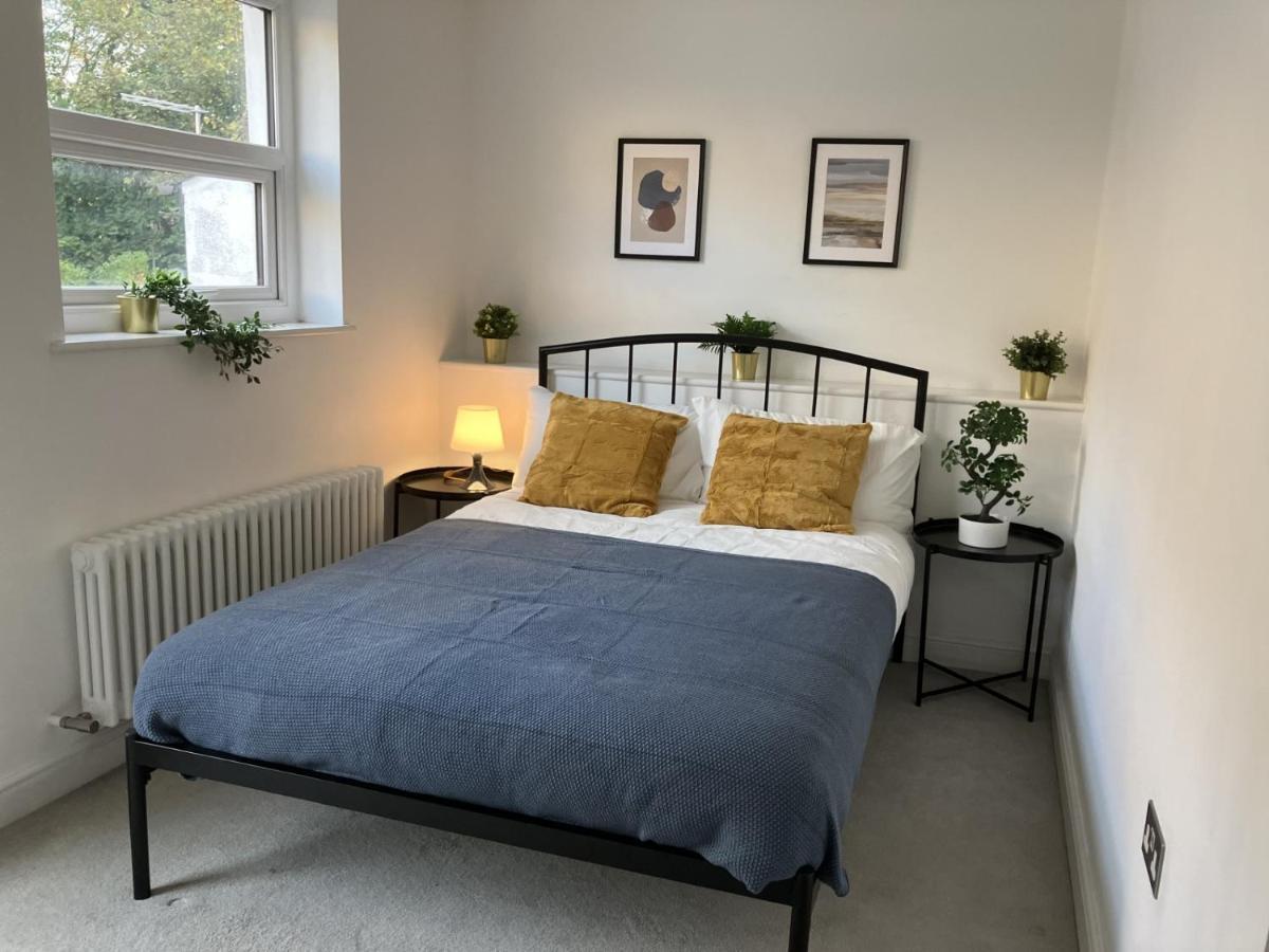 Apartamento Magnificent Refurbished 1 Bed Flat Few Steps To High St ! - 4 East House Epsom Exterior foto
